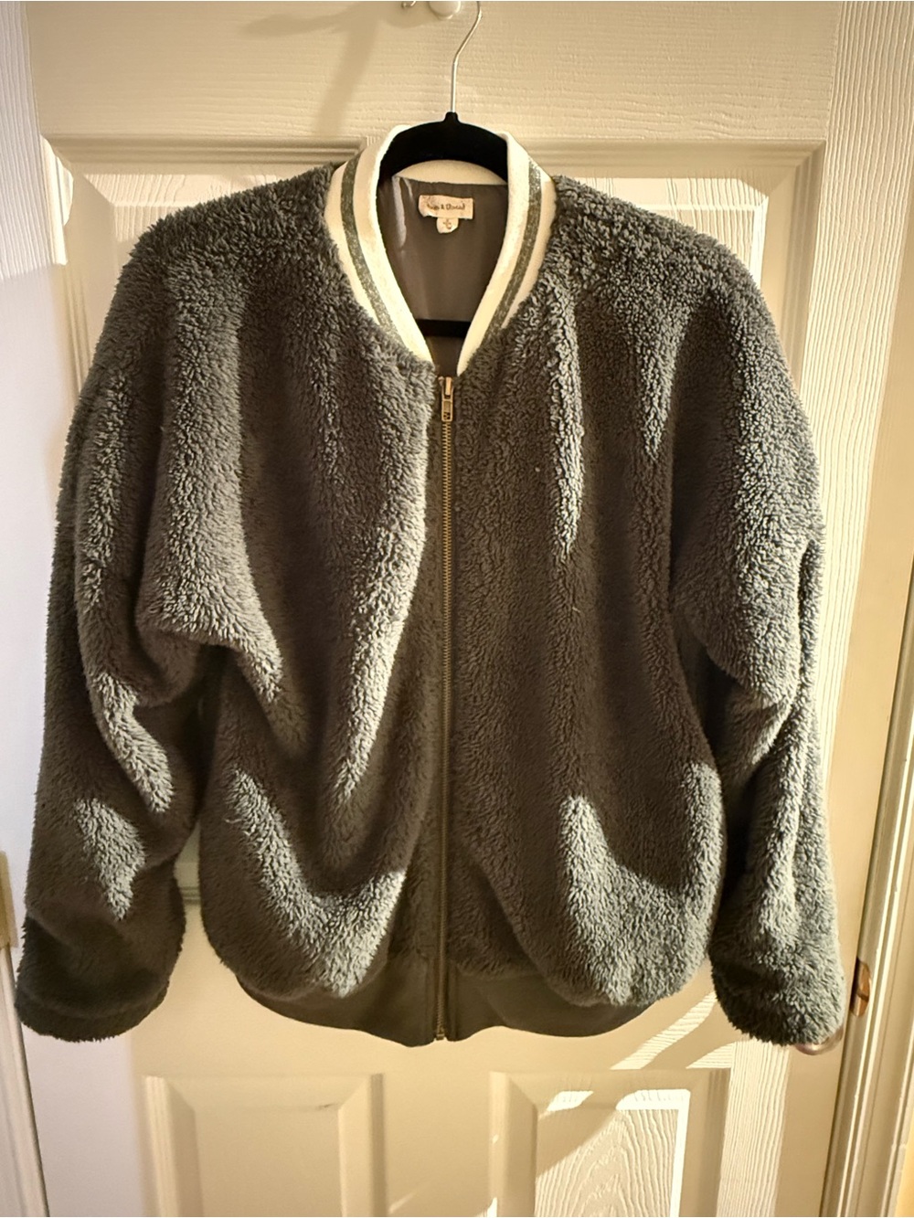 Hem & Thread White and Olive Rib-Trim Jacket